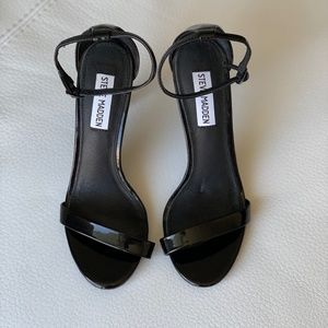 NEW STEVE MADDEN Stecy Black Patent Leather Stiletto Heels